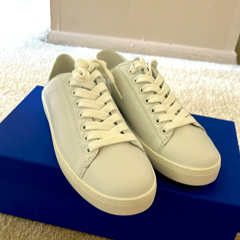 Bone White leather flat shoes